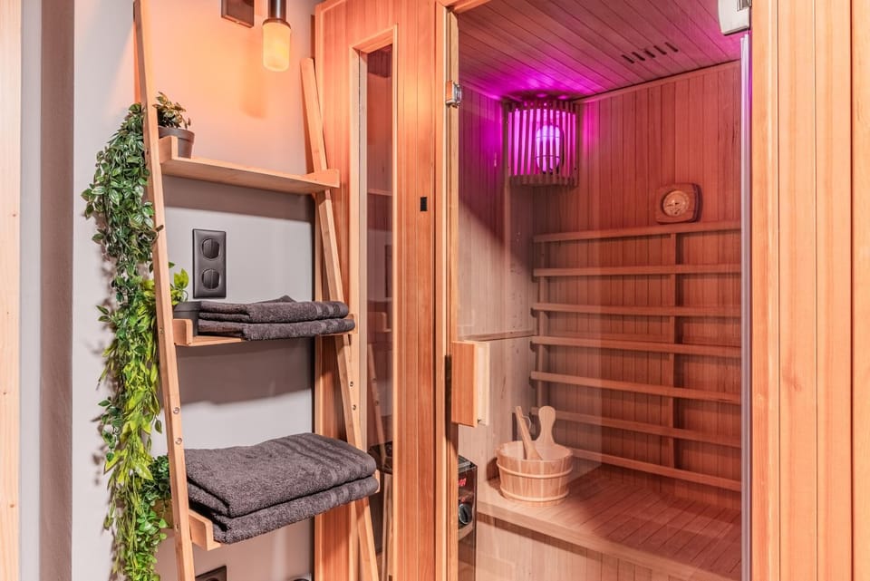 Sauna, Sauna, Spa and wellness centre/facilities