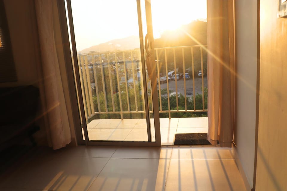 Day, Natural landscape, Balcony/Terrace, Mountain view, Sunset