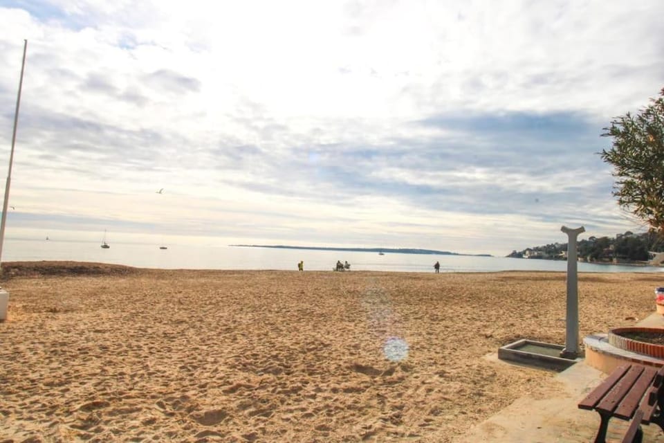 Pavillon de Mer Apartment in Antibes