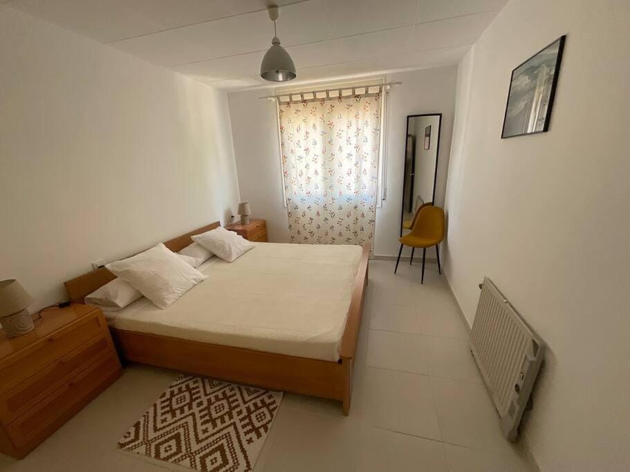 Lindo apartamento con vistas al puerto Mistral Apartment in Alt Empordà