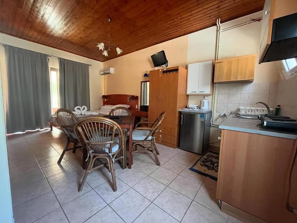 Mimosa Apartments with Pool Apartment in Corfu, Greece