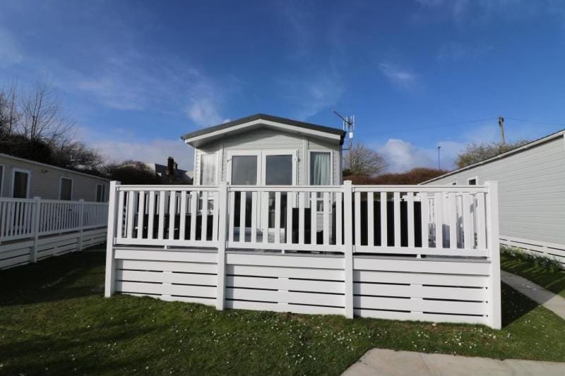 The Willows Campground/ 
RV Resort in Selsey