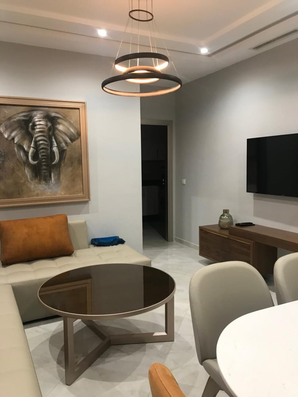 Communal lounge/ TV room, TV and multimedia, Living room, Seating area, Evening entertainment