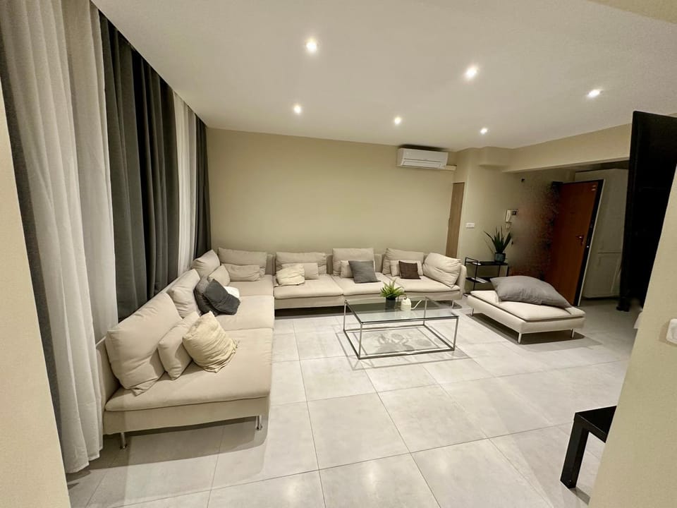 Living room, air conditioner