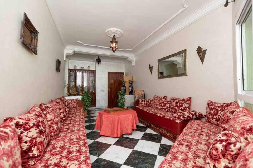 Tétouan Martil Spacieux 2CH 2SDB Confort Parking Gratuit & WIFI FIBRE OPTIQUE!!! Apartment in Tangier-Tétouan-Al Hoceima