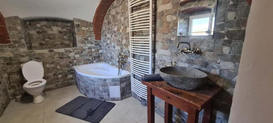 Toilet, Bathroom, Bath