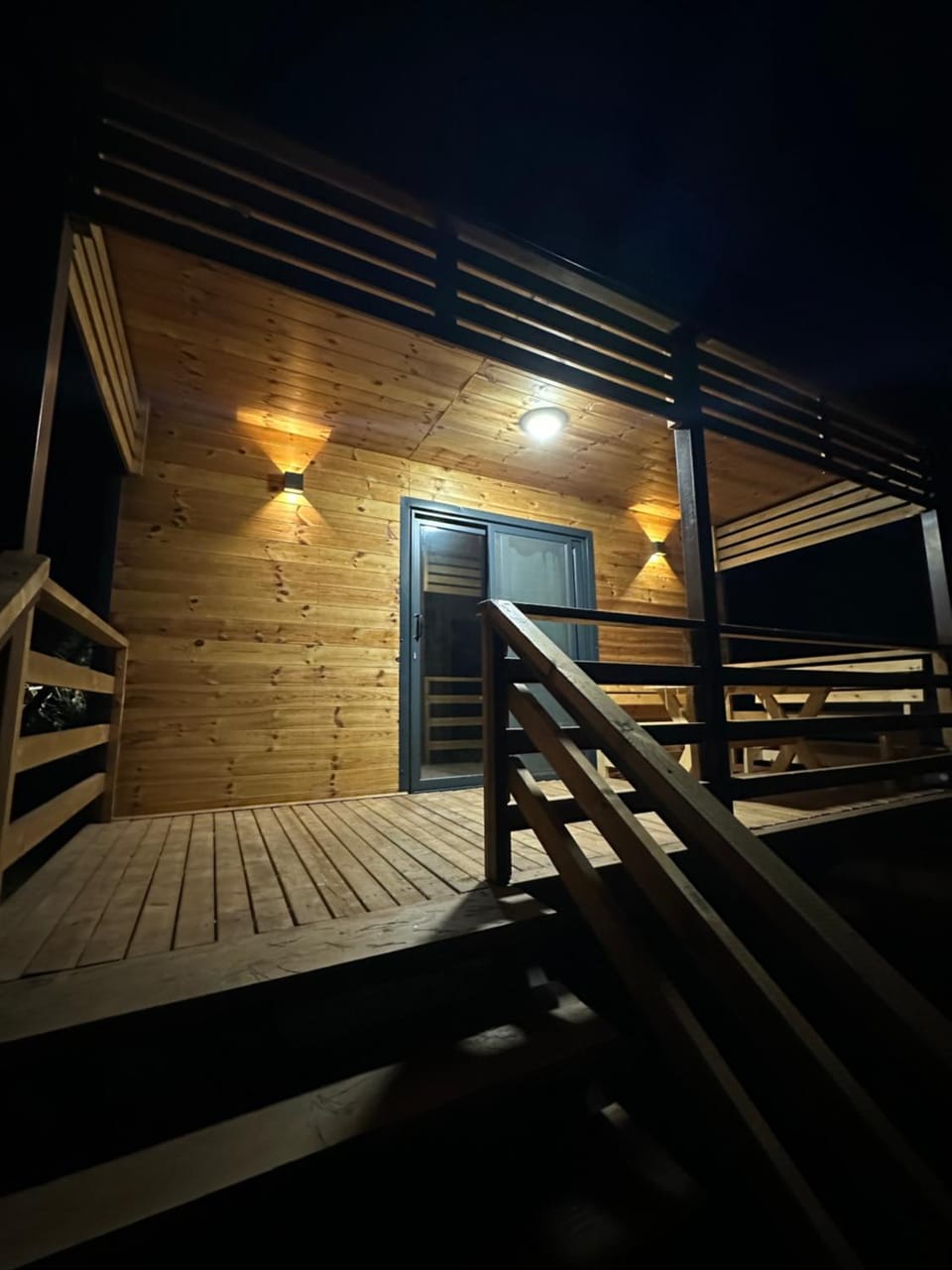 Night, bunk bed