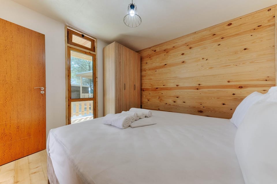 Bed, Photo of the whole room, Bedroom, towels, wardrobe