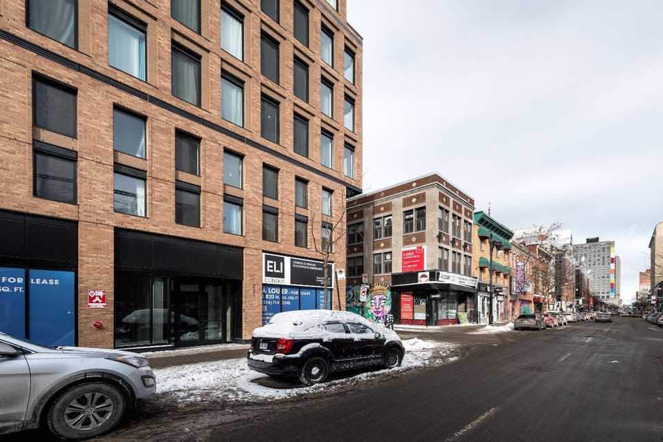 Property building, Neighbourhood, Location, Parking