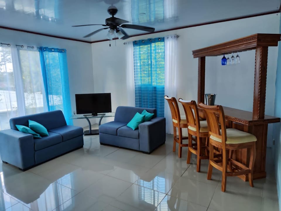Living room, Dining area, fireplace