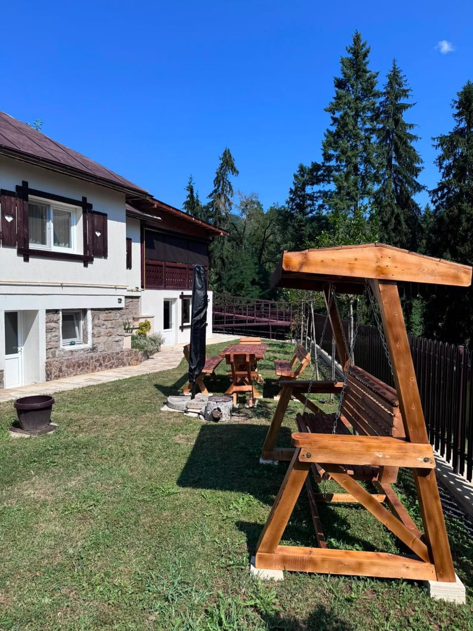 Property building, Garden, Garden view