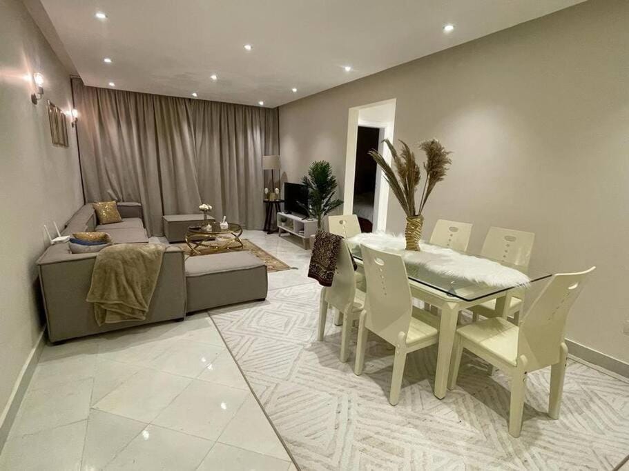 كمبوند جاردنيا سيتي مدينة نصر Apartment in New Cairo City