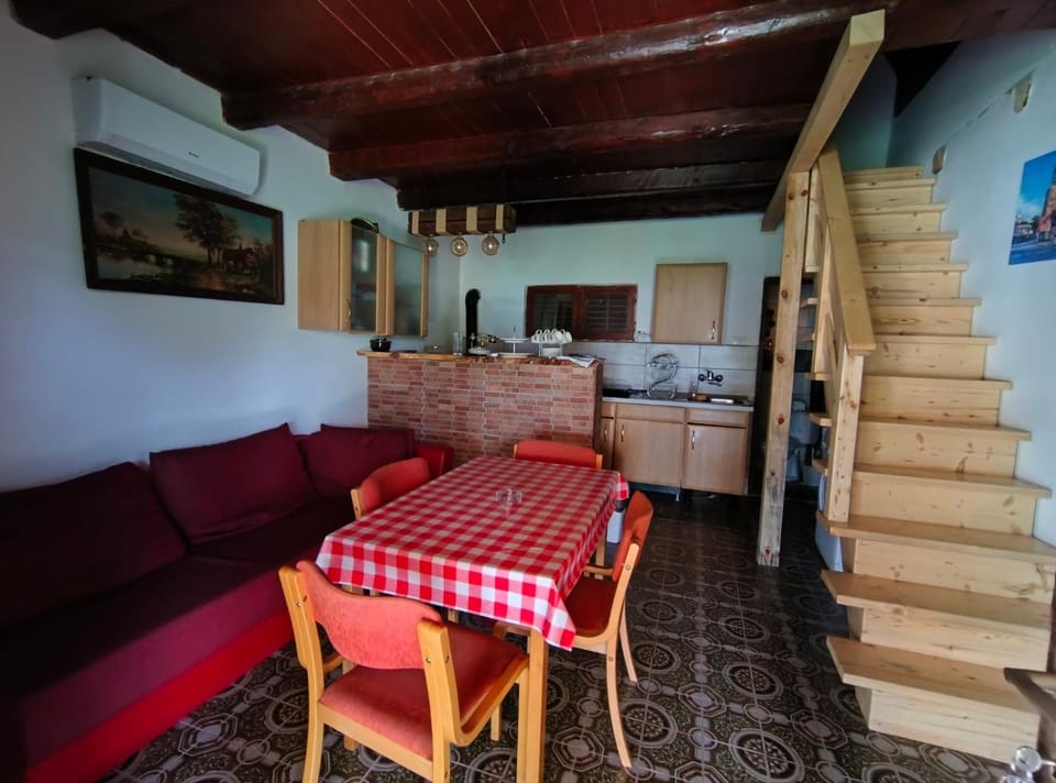 Vikendica Dunav i SAVA House in Serbia