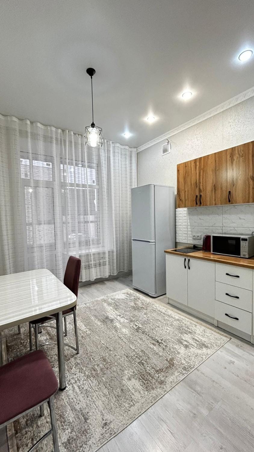 Kitchen or kitchenette, Dining area, minibar, pet friendly, stove