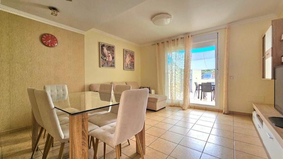 Big and beautiful house Apartment in Costa Adeje