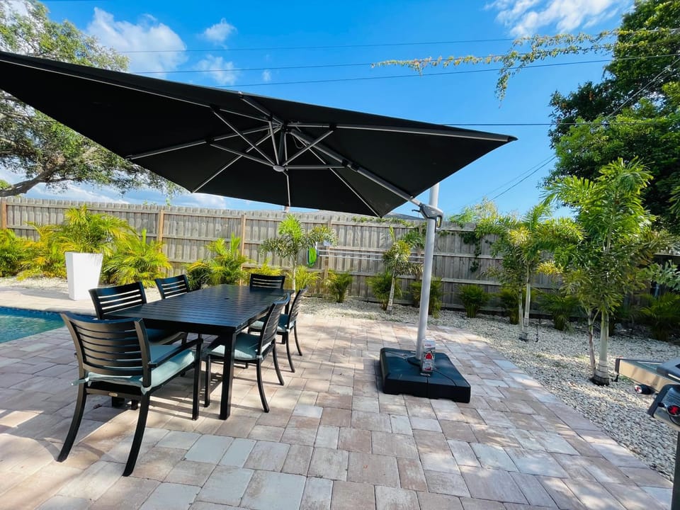 Sarasota Paradise home near Siesta Key Beach House in Sarasota