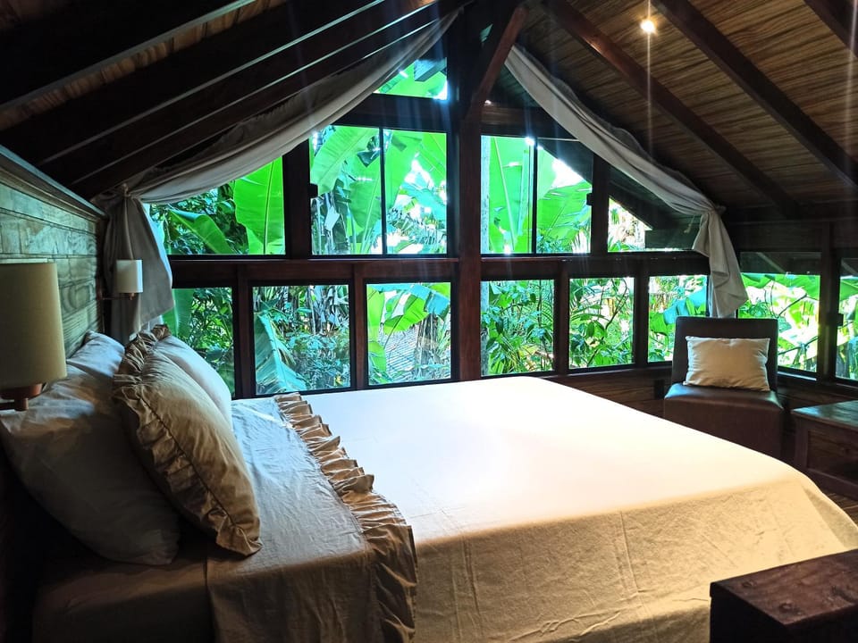 Bed, View (from property/room), Decorative detail, Bedroom, VIP, wedding
