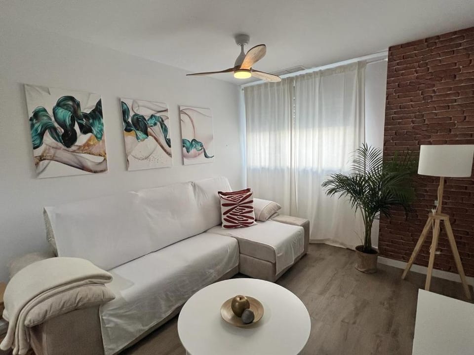 Living room, Seating area, fireplace