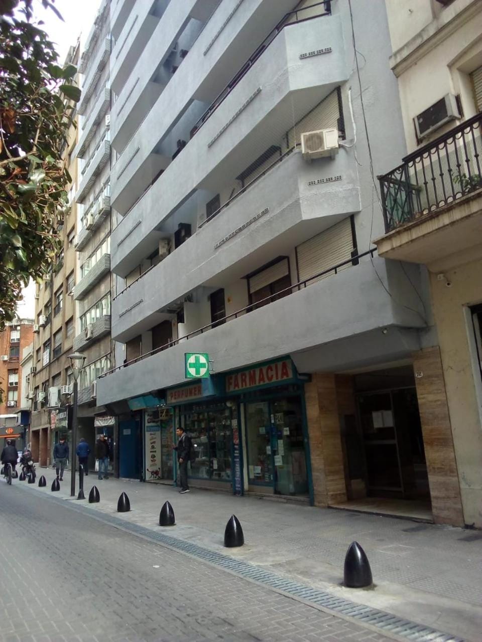 Property building, Location