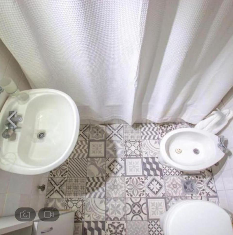 Shower, Toilet, Bathroom, bidet
