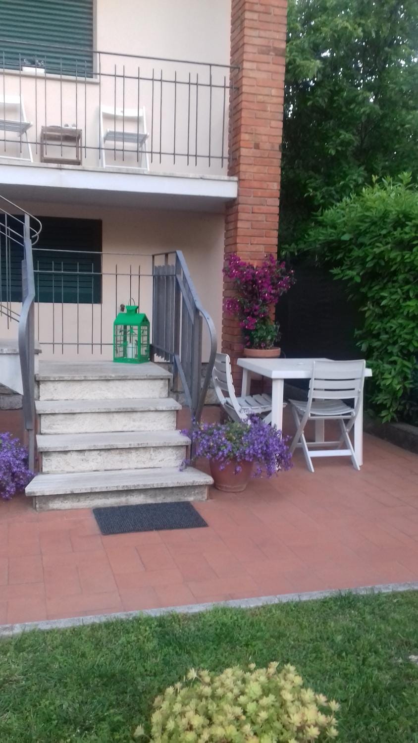 Gino's House Bed and Breakfast in Pisa