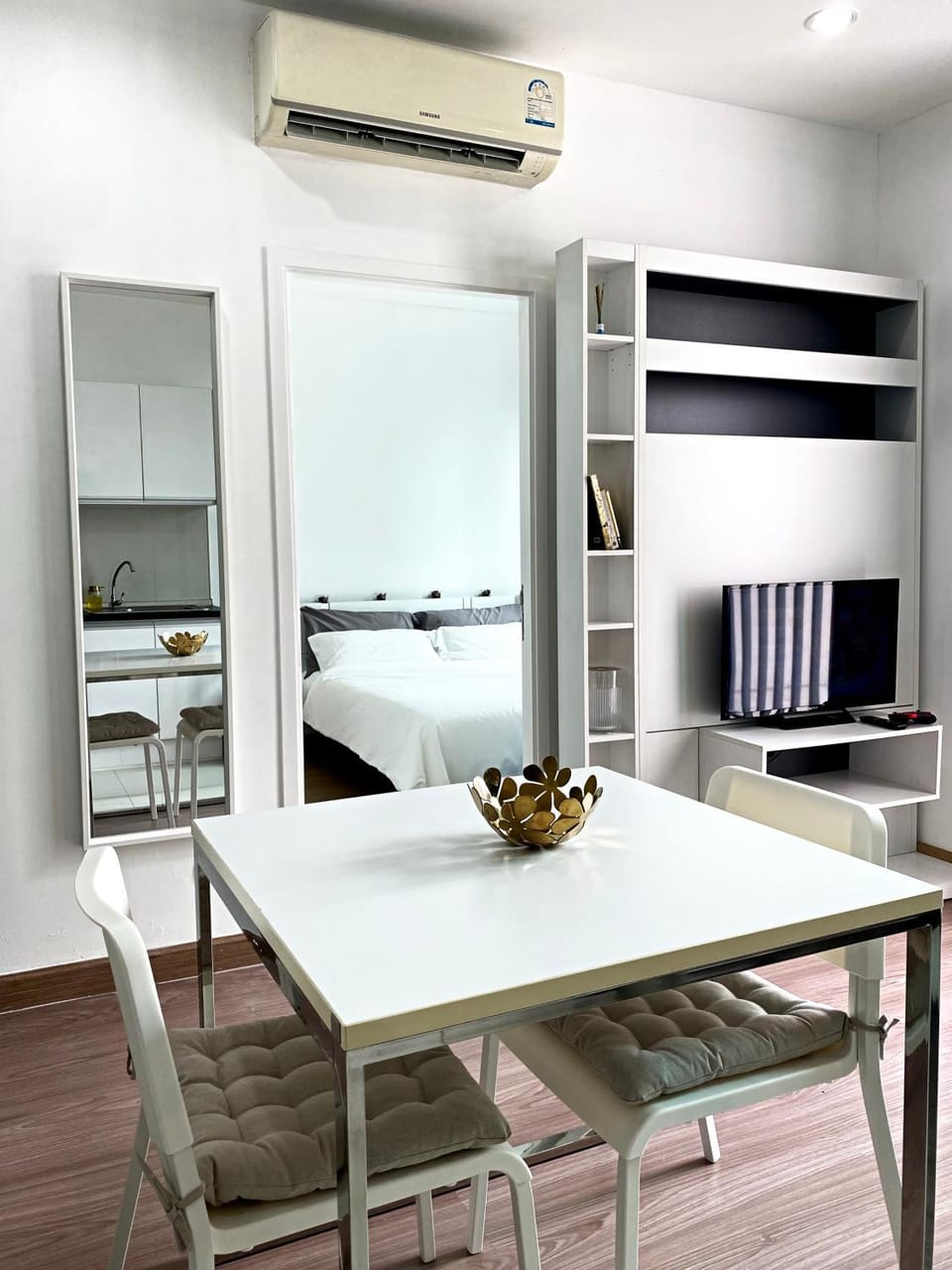 Dining area, air conditioner