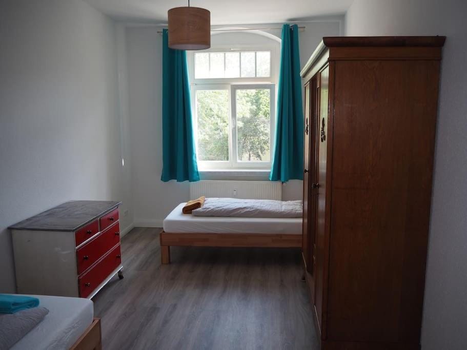 TOP 3-Raum Wohnung, ideal für Monteure und Gruppen Apartment in Dresden-Neustadt