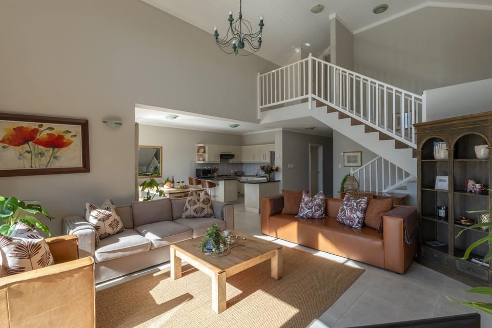 Pezula Villa- large, spacious and affordable! Villa in Knysna