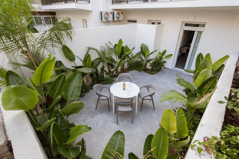 Garden, Balcony/Terrace, Dining area, Garden view