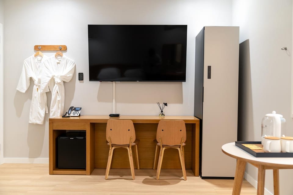 TV and multimedia, Dining area, minibar