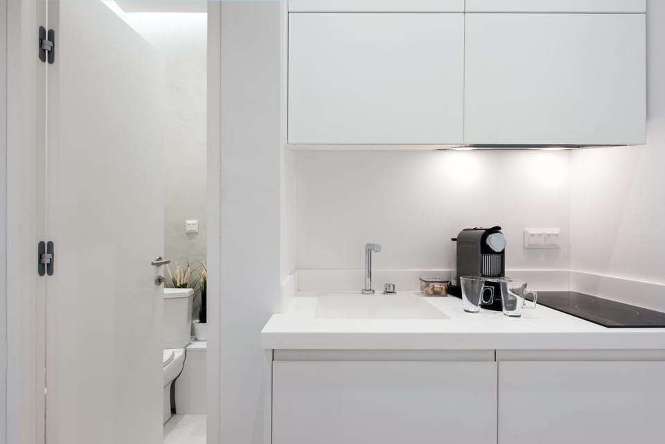 Kitchen or kitchenette