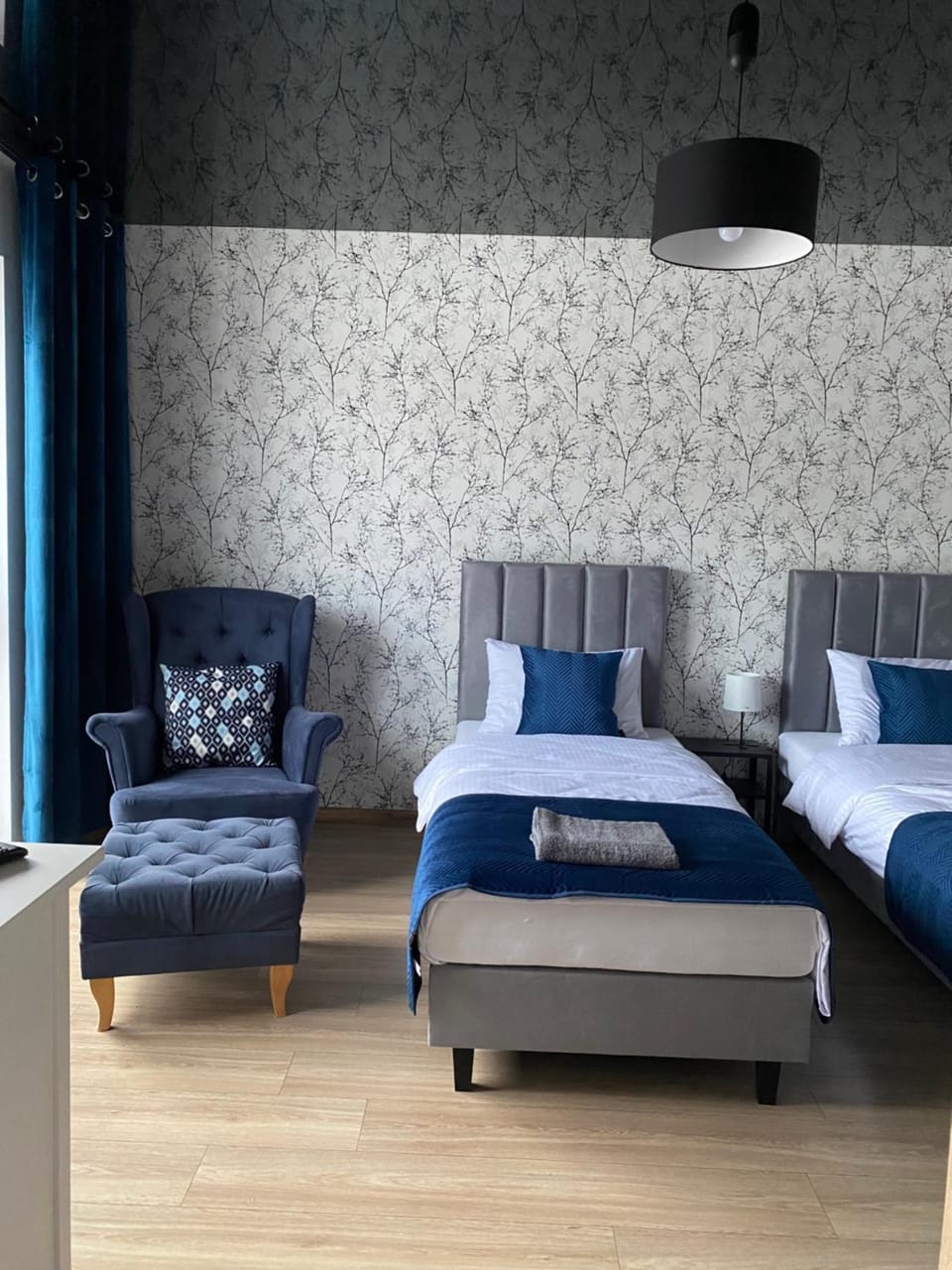 Seating area, Bedroom