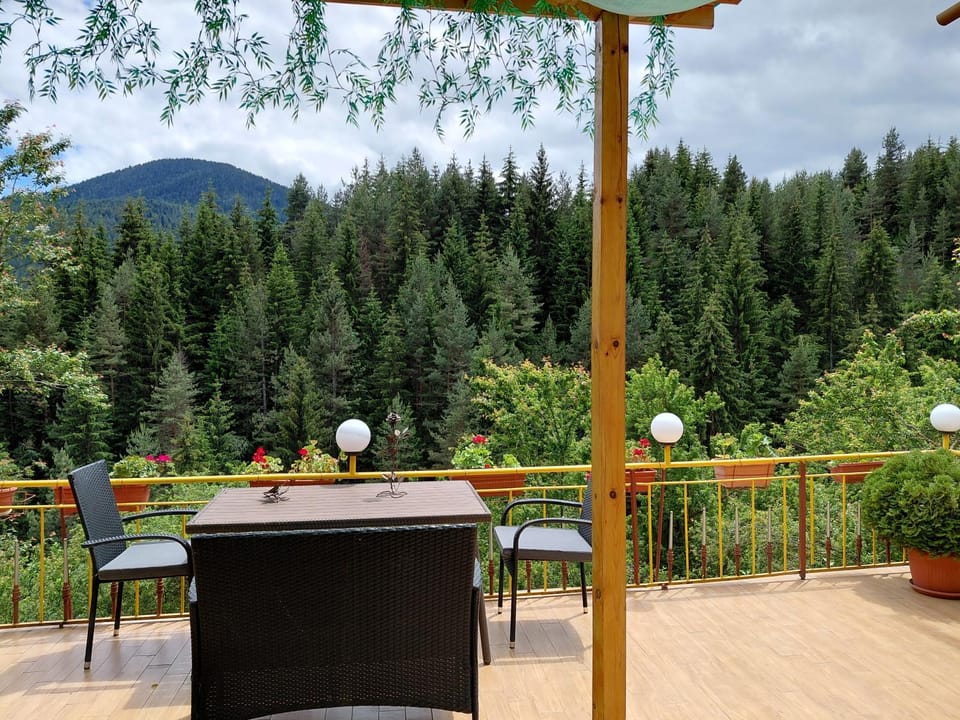 Guest House Stoletnika Bed and Breakfast in Decentralized Administration of Macedonia and Thrace