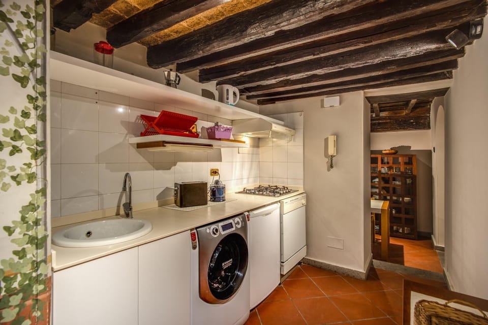 Cartari Apartment Apartment in Rome