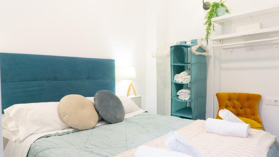 Bed, Photo of the whole room, Bedroom, towels, wardrobe