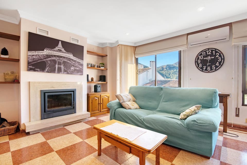 Property building, Living room