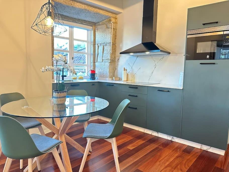 Casa del Tratado 1 by YBH Apartment in Vigo
