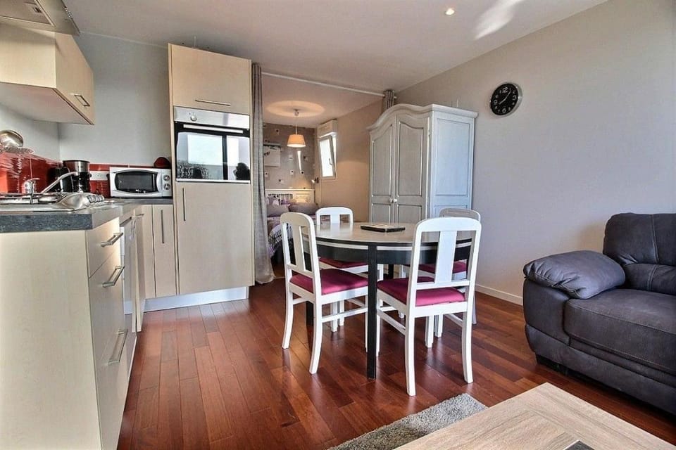 Studio belle vue House in Trévou-Tréguignec