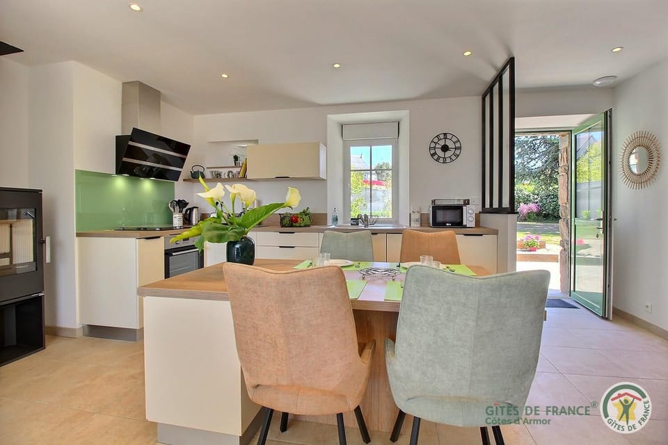 Chez tonton yves House in Brittany