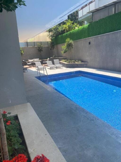 Retro 13 3+1 Apartment in Alanya
