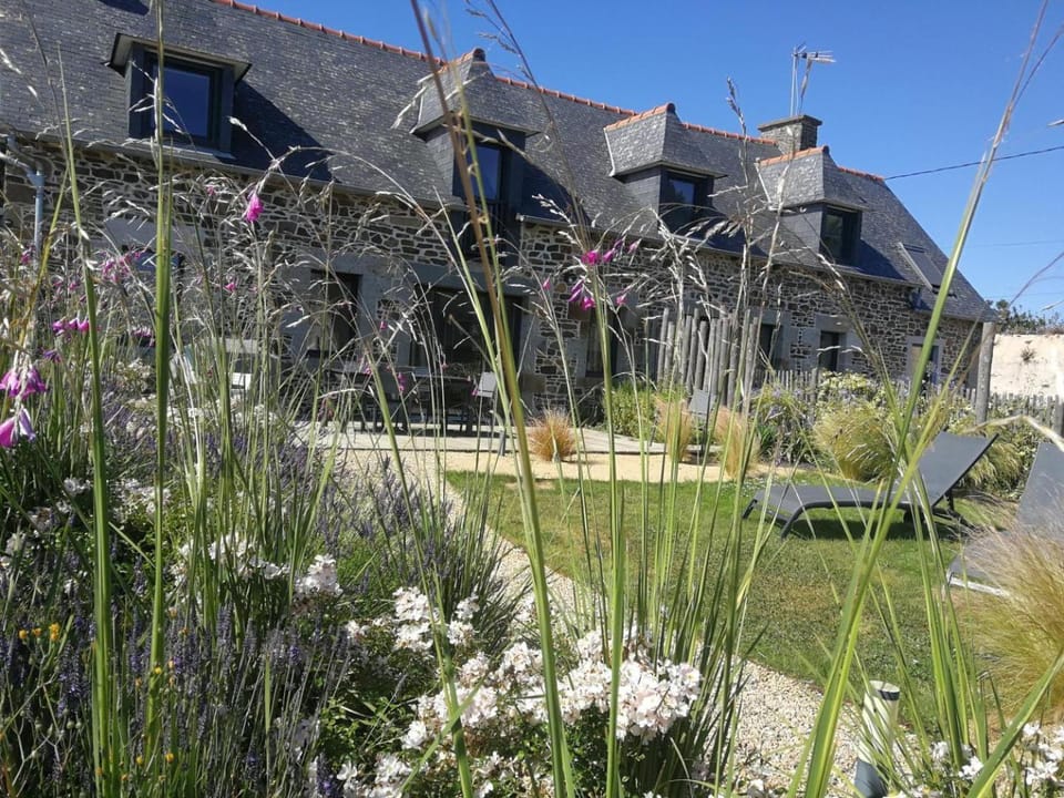 Des deux plages House in Plérin