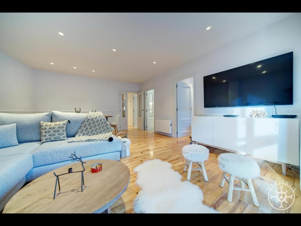 HONT de Alma de Nieve Apartment in Catalonia