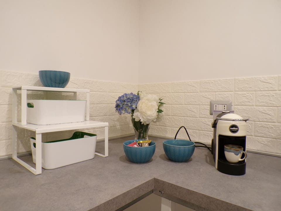 Coffee/tea facilities, Kitchen or kitchenette, minibar