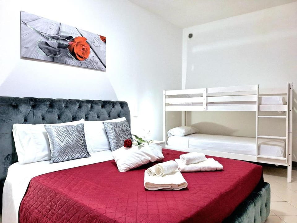 Bed, Bedroom, bunk bed