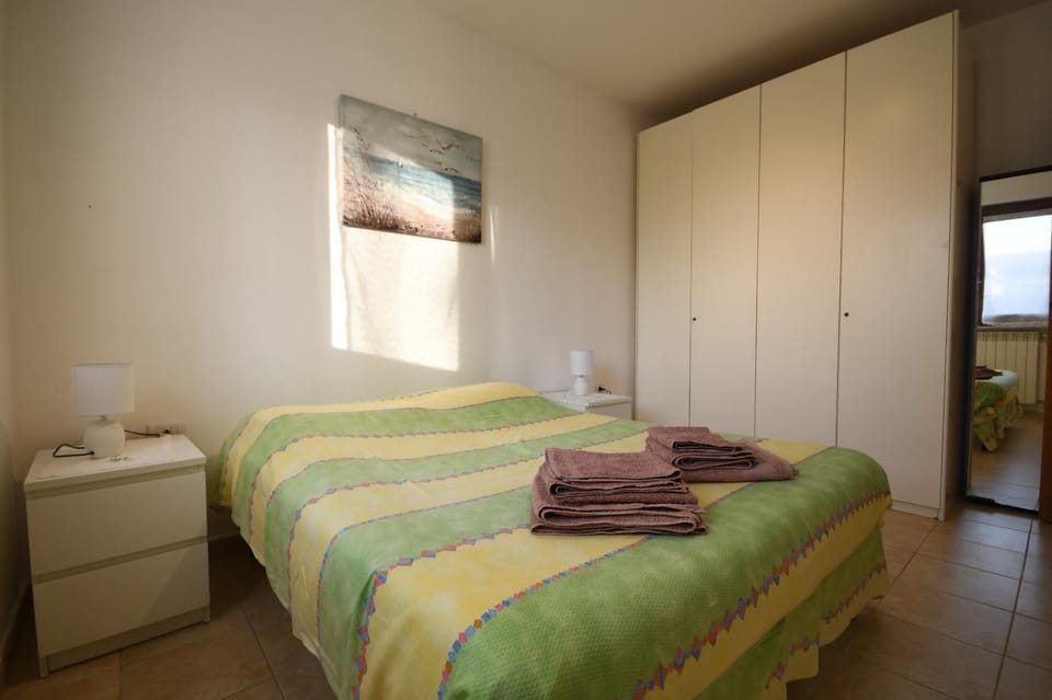 Bed, Photo of the whole room, Bedroom, towels, wardrobe