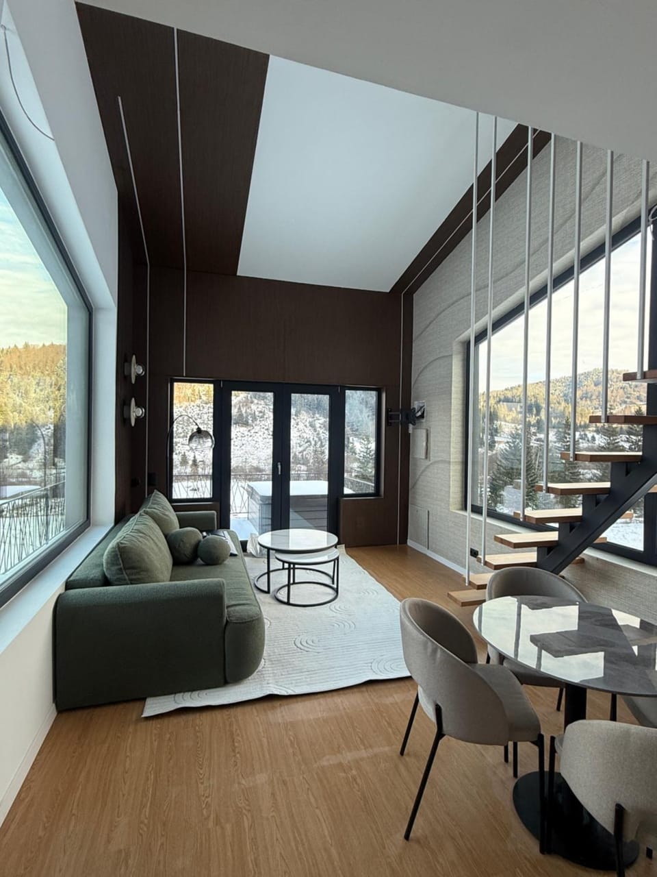 Living room, Seating area, Dining area