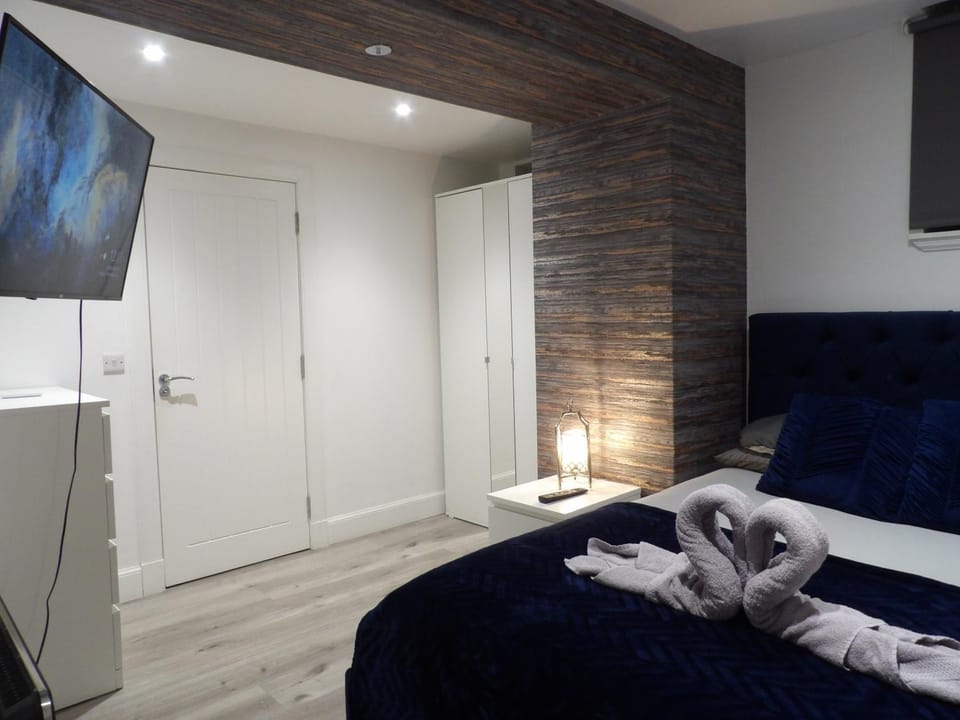 Montgomery LOVELY 3 BEDROOM APARTMENT WITH PRIVATE GARDEN IN EDINBURGH CITY CENTRE Apartment in Edinburgh