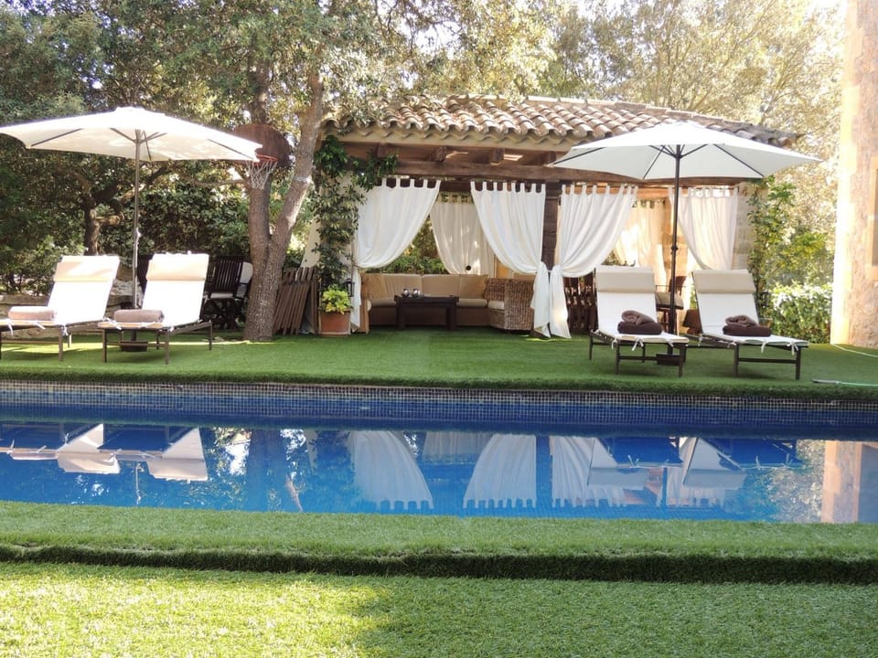 Property building, Off site, Swimming pool, Swimming pool
