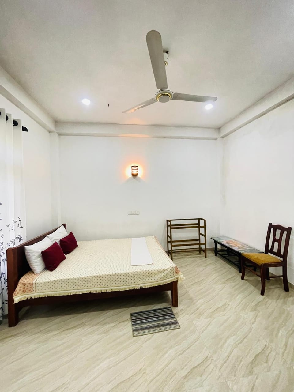 Bedroom, air conditioner