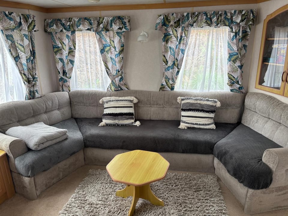 Hilltop Hideaway 2 Bed Caravan with Panoramic Town Scenery in Aberystwyth Holiday Village Campground/ 
RV Resort in Aberystwyth